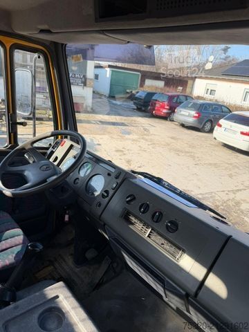 Furgón volquete trilateral MERCEDES-BENZ 814 Kipper