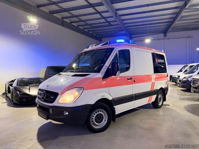 Fire truck MERCEDES-BENZ Sprinter II 316 CDI L1*RTW*KTW*LIEGE*TRAGESTUHL