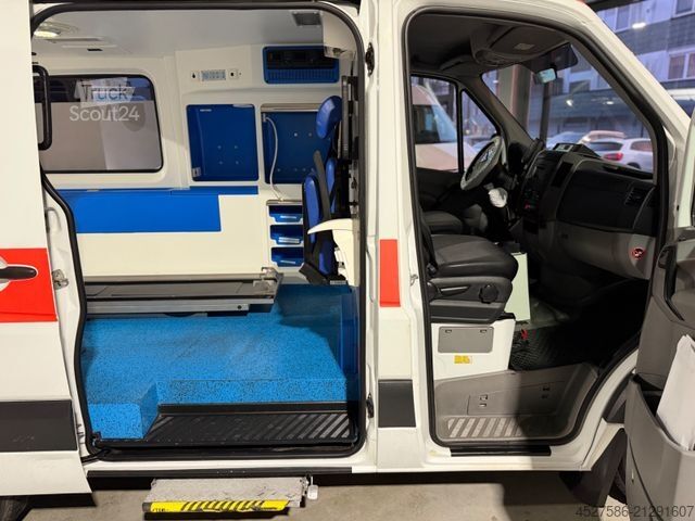 Fire truck MERCEDES-BENZ Sprinter II 316 CDI L1*RTW*KTW*LIEGE*TRAGESTUHL