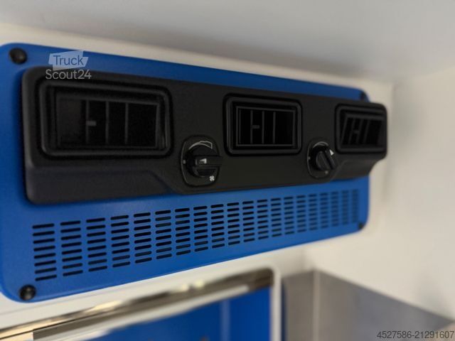 Fire truck MERCEDES-BENZ Sprinter II 316 CDI L1*RTW*KTW*LIEGE*TRAGESTUHL