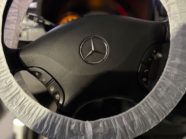 Fire truck MERCEDES-BENZ Sprinter II 316 CDI L1*RTW*KTW*LIEGE*TRAGESTUHL