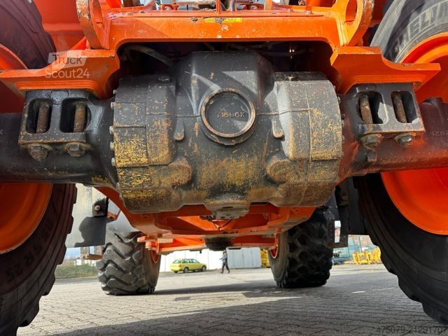 Radlader HITACHI ZW250-5B / Waage