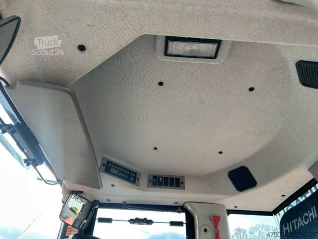 Radlader HITACHI ZW250-5B / Waage