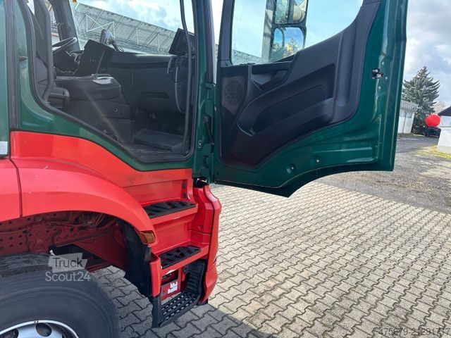 Camion à ordures MERCEDES-BENZ Arocs 3240 / 8x2x6 / Faun Rotopresss