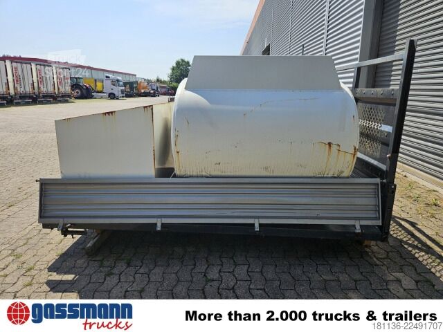 Цистернов камион  Wassertank 2800L