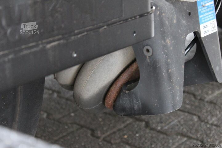 Open oplegger SCHMITZ Liftachse   Rungentaschen   Zurrösen   3 Stück!