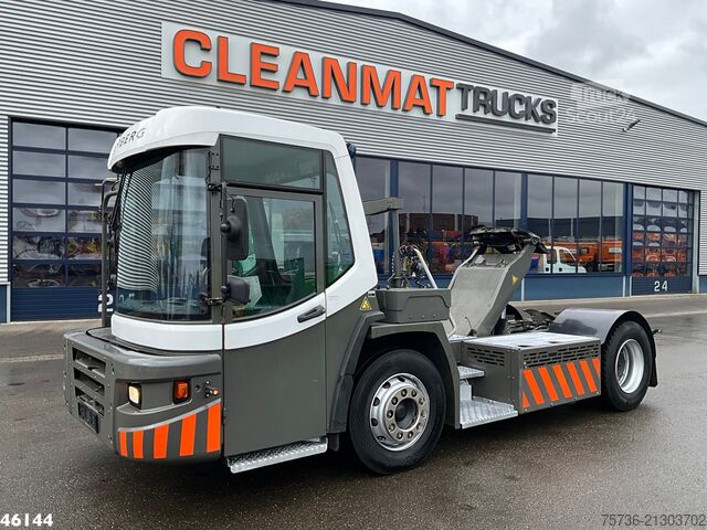 Standard-SZM Terberg DT 223 Terminal Trekker