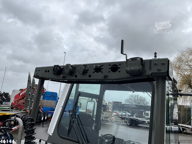 Standard-SZM Terberg DT 223 Terminal Trekker