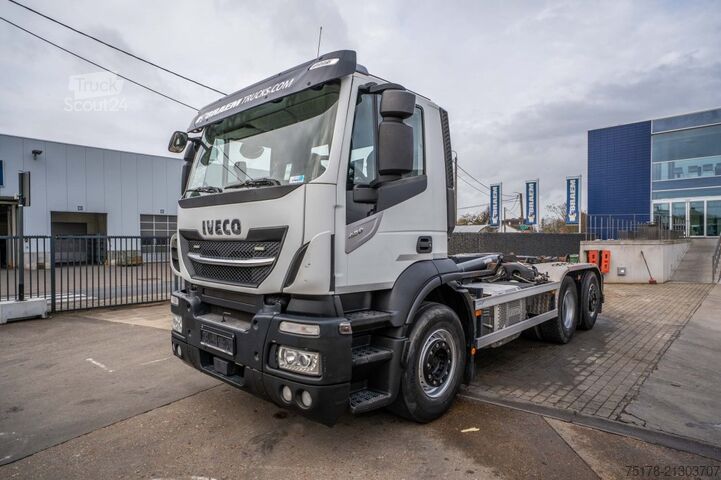 Sistema a braccio con gancio IVECO STRALIS 420