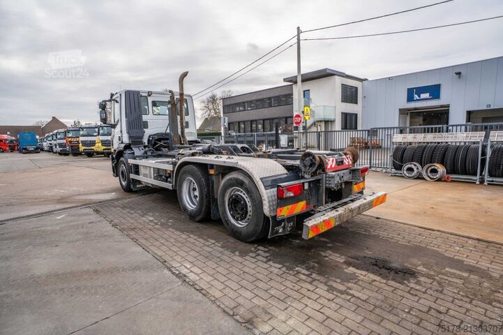 Sistema a braccio con gancio IVECO STRALIS 420