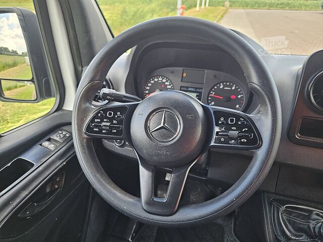 Στέισον βάγκον με ψηλή οροφή MERCEDES-BENZ SPRINTER 315 L3H2 Mbux AC Euro6!
