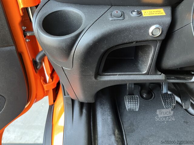Платформа за зареждане Iveco Daily 35C14 2.3 375 Laadklep 500kg Trekhaak 350...