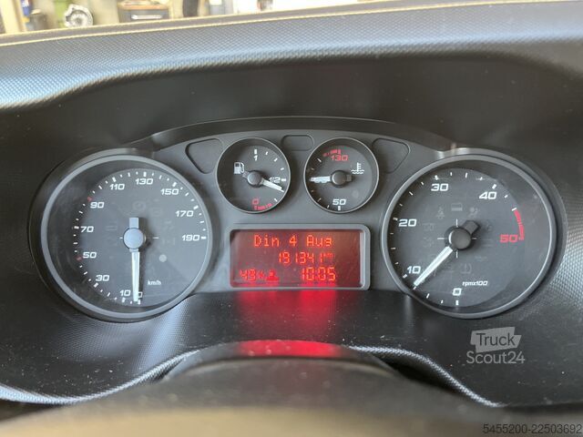 Nakladalna ploščad Iveco Daily 35C14 2.3 375 Laadklep 500kg Trekhaak 350...