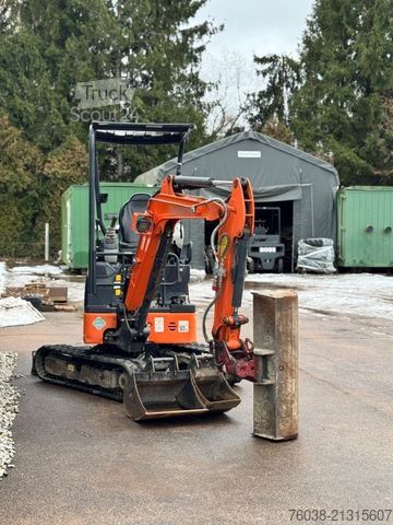 Mini bager HITACHI ZX17 U-5 Y, Powertilt, 3 Löffel