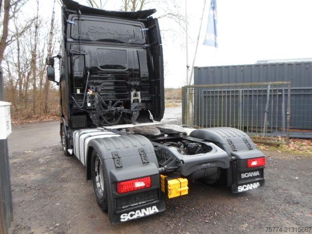 Yüksek hacimli çekici SCANIA S 500/ Low Deck