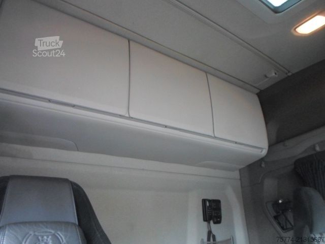 Yüksek hacimli çekici SCANIA S 500/ Low Deck