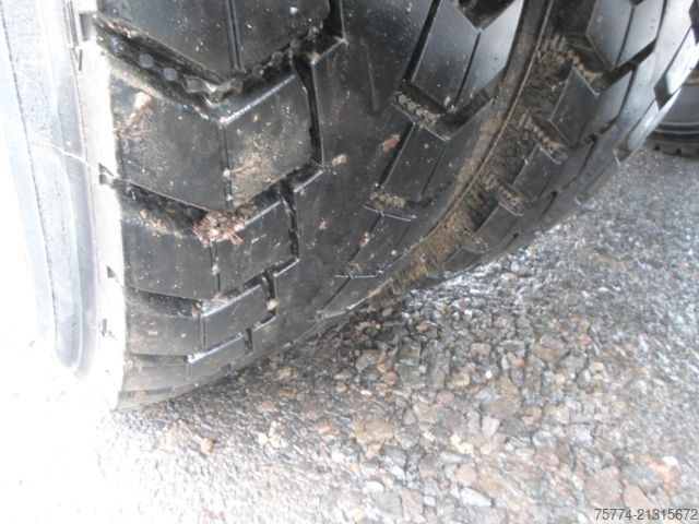 Camion benne MAN TGM 18.340/ 4X4/Kran PK 12001