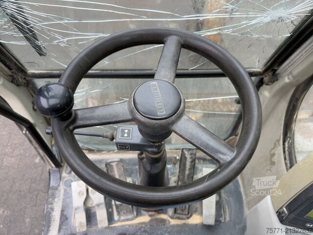 Excavadora sobre neumáticos Liebherr A 904 C LITRONIC KOPARKA KOŁOWA