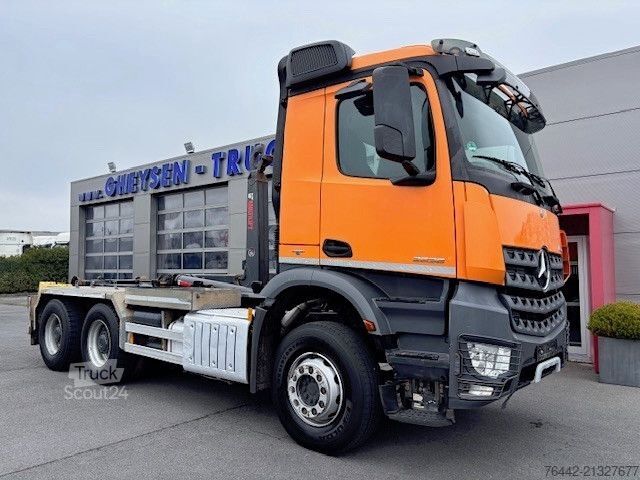 Camion benne à bras amovible MERCEDES-BENZ AROCS 2636L-6X4-3M60 RADSTAND-KFZ BRIEF-253TKM!!