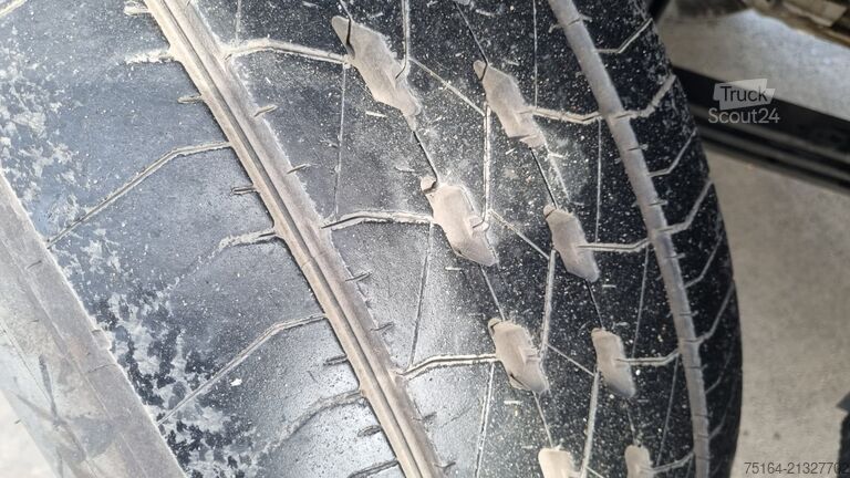 Billenő teherautó Volvo FMX 420 6x2 Bordmatik Thermo mit Kran