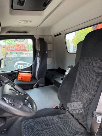 Τρίπλευρο ανατρεπόμενο φορτηγό MERCEDES-BENZ Arocs 1832 4x2 Kipper Kran 13m FUNK AHK