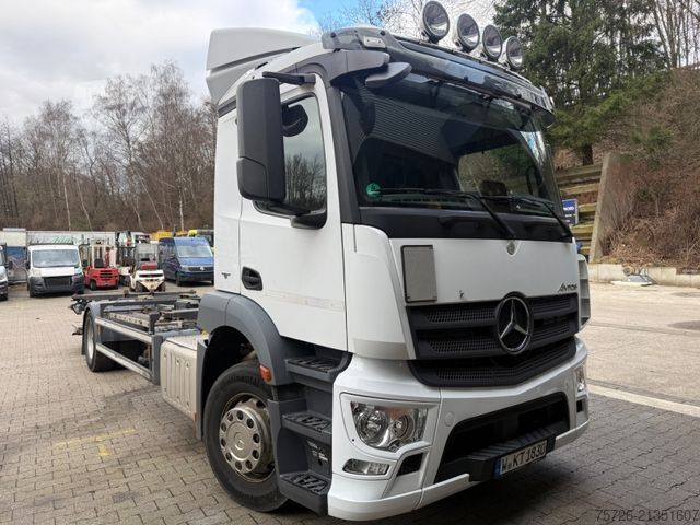 Ladbil med udskifteligt lad MERCEDES-BENZ 1833 Axor org 237 Tkm LBW 1 Hd 1 Liege Tüv frei