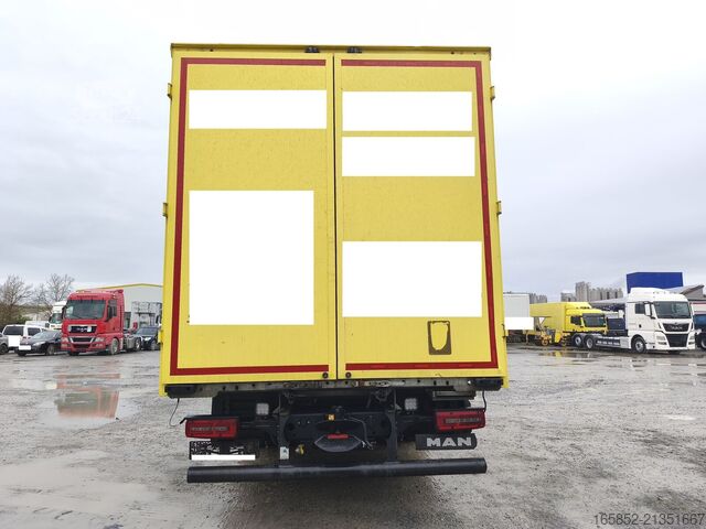 Zamknięta skrzynia MAN TGL 12.250