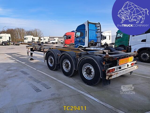 Konteineru pārvadājumi Kässbohrer 