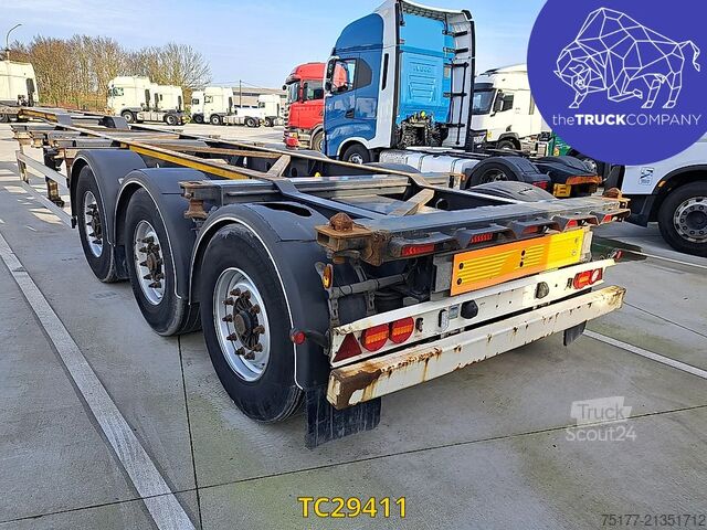 Konteineru pārvadājumi Kässbohrer 