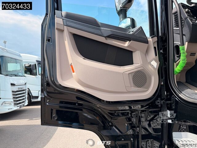 Standard SZM DAF XG 530 4X2 FT - ZF + Navi + Alcantara + Schwarz