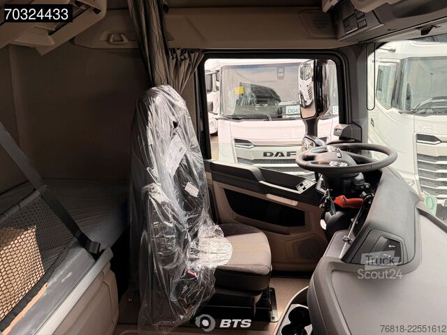Standard SZM DAF XG 530 4X2 FT - ZF + Navi + Alcantara + Schwarz