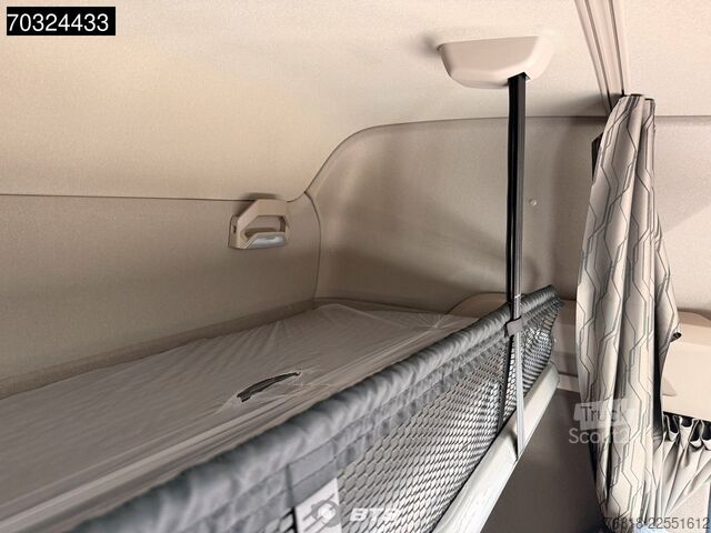 Standard SZM DAF XG 530 4X2 FT - ZF + Navi + Alcantara + Schwarz
