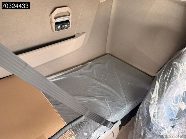 Standard SZM DAF XG 530 4X2 FT - ZF + Navi + Alcantara + Schwarz