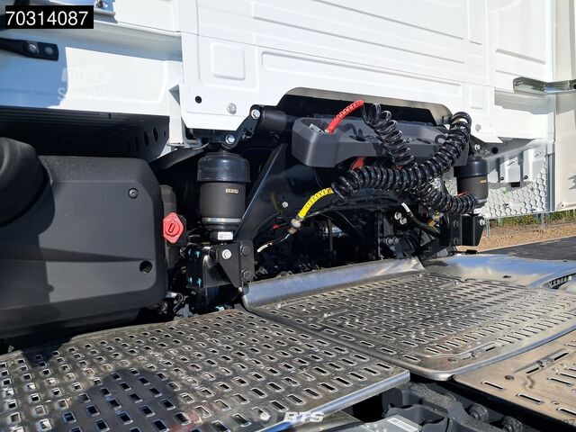 Standard SZM DAF XG 530 6X2 FTG - MX + Navi + VA 8t Parabel