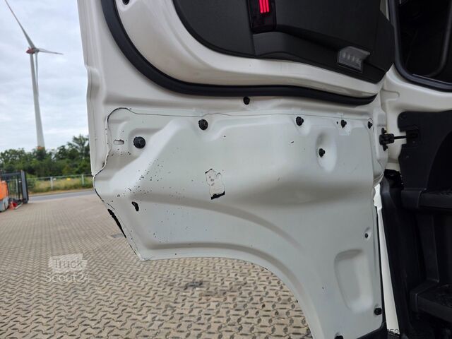 Vakio vetoauto VOLVO FH 500 | 6E | Teilledersitze | Standklimaanlage