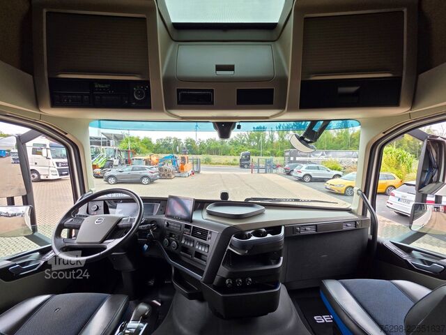 Vakio vetoauto VOLVO FH 500 | 6E | Teilledersitze | Standklimaanlage