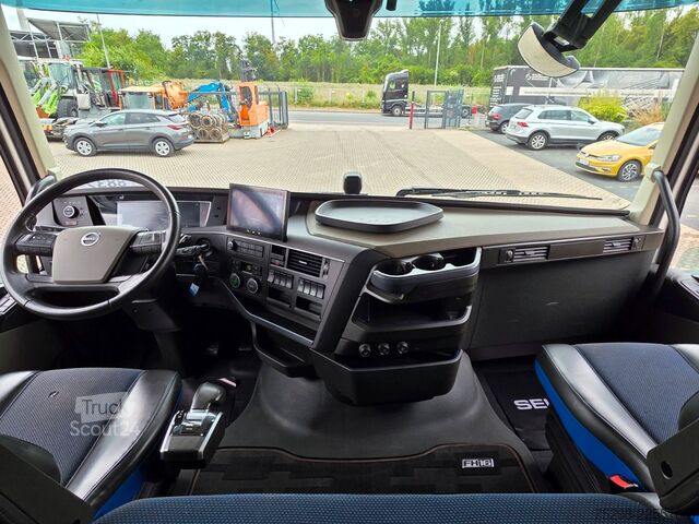 Vakio vetoauto VOLVO FH 500 | 6E | Teilledersitze | Standklimaanlage