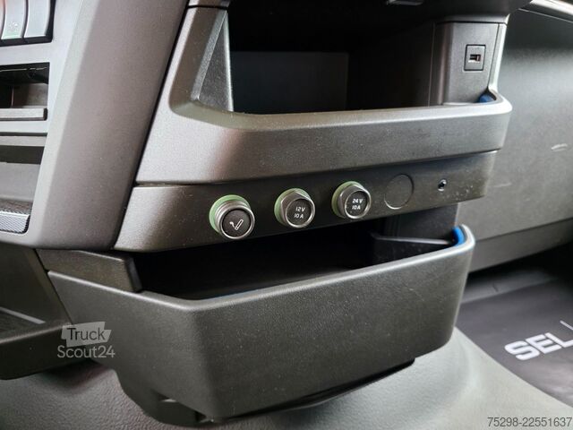 Vakio vetoauto VOLVO FH 500 | 6E | Teilledersitze | Standklimaanlage