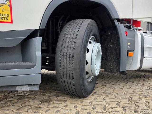 Vakio vetoauto VOLVO FH 500 | 6E | Teilledersitze | Standklimaanlage