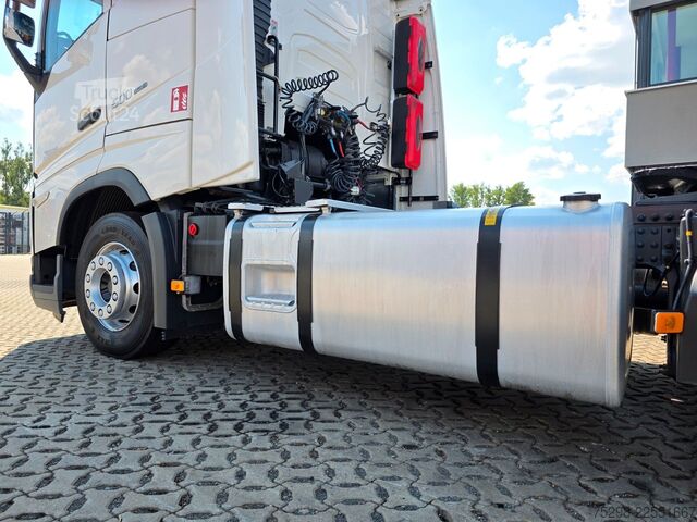 Standardowy ciągnik siodłowy VOLVO FH 500 | Euro 6E | ADR AT, EX/II, EX/III, FL