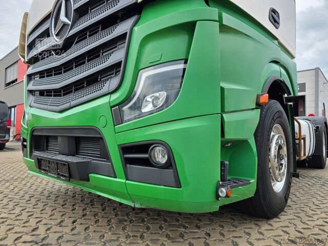 Standardowy ciągnik siodłowy MERCEDES-BENZ Actros 1846 | Retarder | Xenon | PTO | 6E