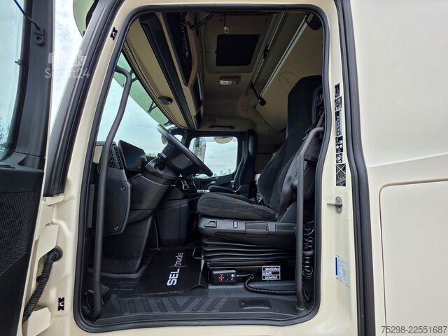 Standardowy ciągnik siodłowy MERCEDES-BENZ Actros 1846 | Retarder | Xenon | PTO | 6E