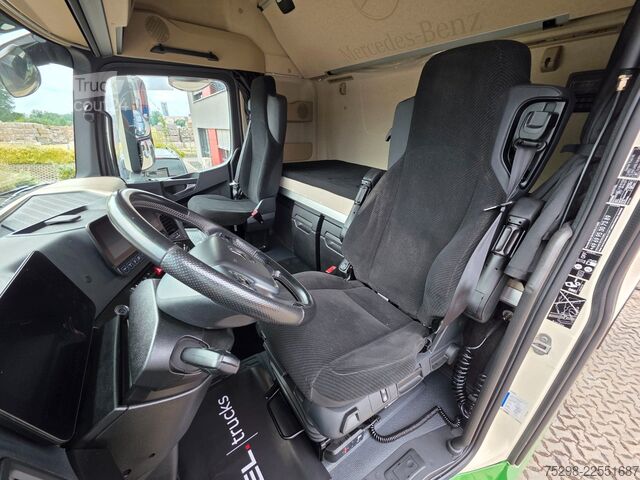 Standardowy ciągnik siodłowy MERCEDES-BENZ Actros 1846 | Retarder | Xenon | PTO | 6E