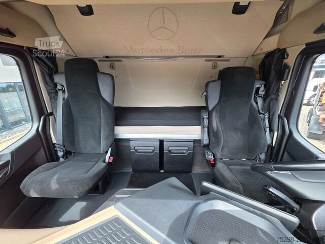 Standardowy ciągnik siodłowy MERCEDES-BENZ Actros 1846 | Retarder | Xenon | PTO | 6E