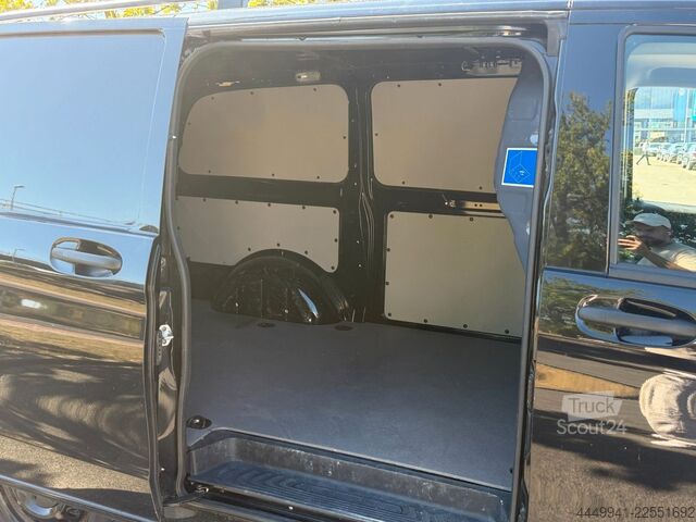Kastenwagen MERCEDES-BENZ Vito Kasten*114*4x4*lang*Automatik*Klima*PDC