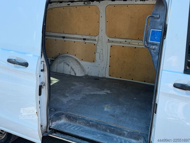 Furgon blaszak MERCEDES-BENZ Vito 116*L1*kompakt*Klima*2t AHK*Tempomat