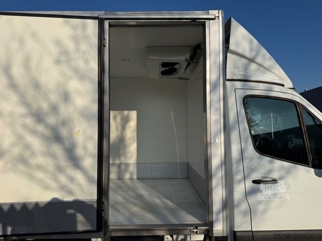 Kühltransporter MERCEDES-BENZ Sprinter 316 CDI Kühlkoffer/Automatik/Klima/MBUX