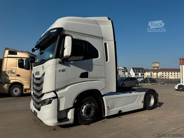 Volumen trækker IVECO S-WAY 530 * RETARDER * 2 X TANK * ACC * WENIG KM