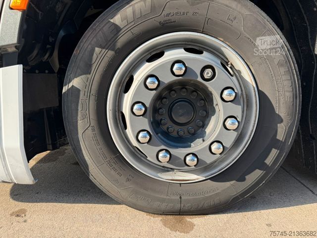 Volumen trækker IVECO S-WAY 530 * RETARDER * 2 X TANK * ACC * WENIG KM