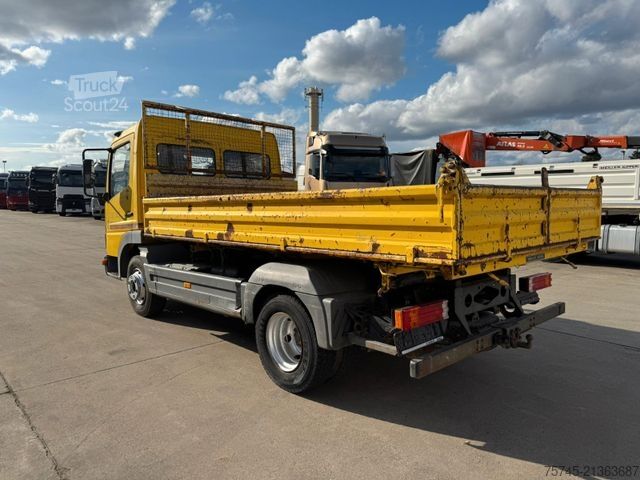 Driezijdige kipper bestelwagen MERCEDES-BENZ ATEGO 815 * MEILLER KIPPER * WENIG KM *  1. HAND